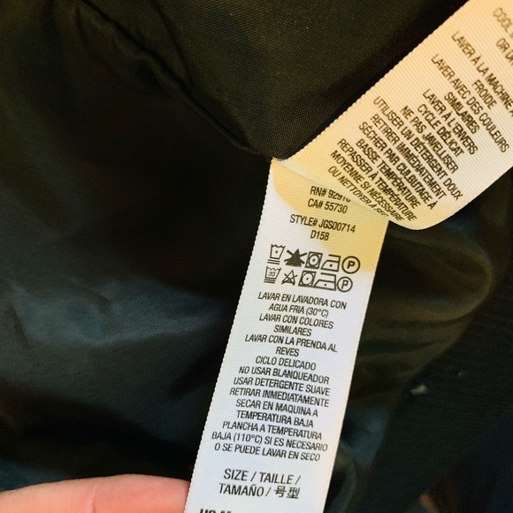 Juicy Couture Black Hooded Down Puffer Coat/Jacket size Medium - Picture 9 of 13